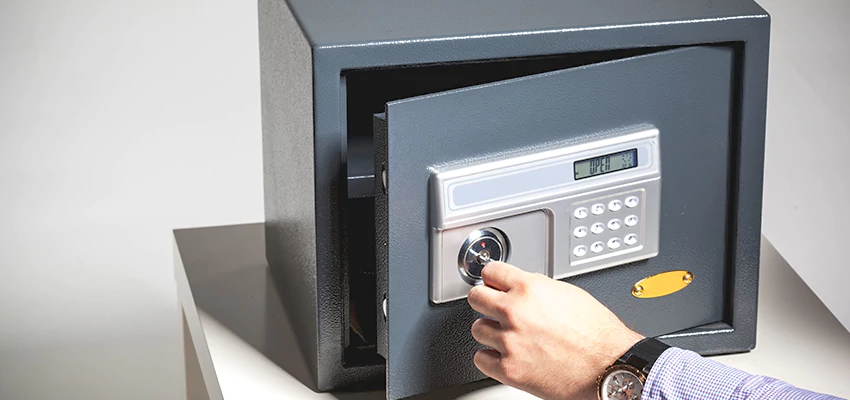 Jewelry Safe Unlocking Service in Fortuna, California